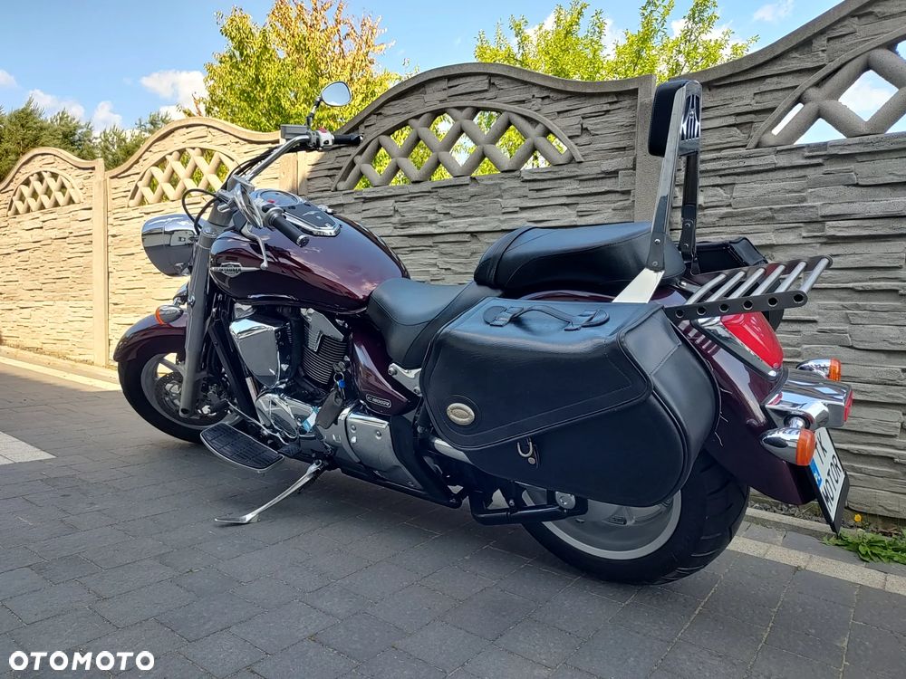 Suzuki Intruder - 25