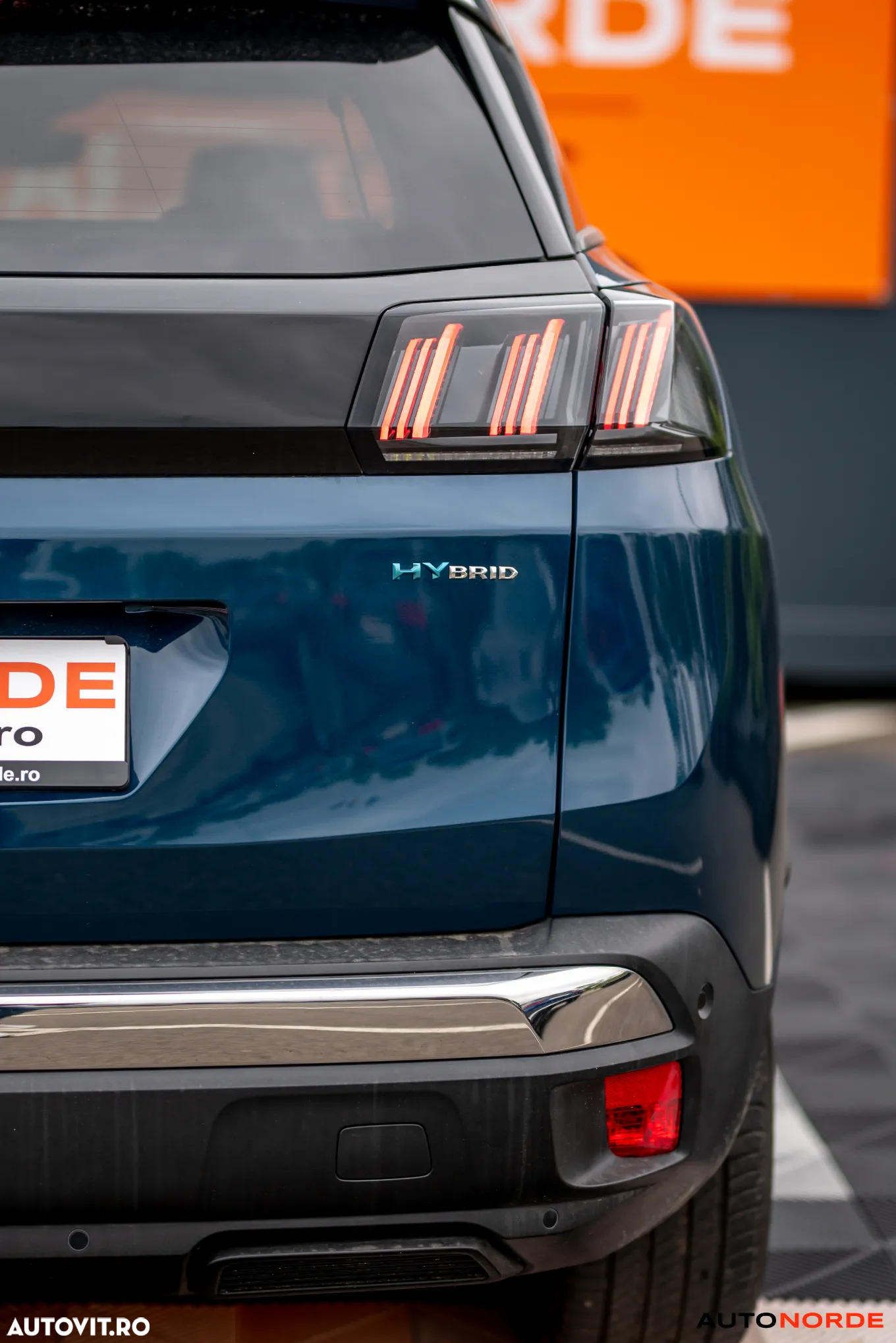 Peugeot 3008 Plug-In Hybrid 225 e-EAT8 Allure Pack - 9