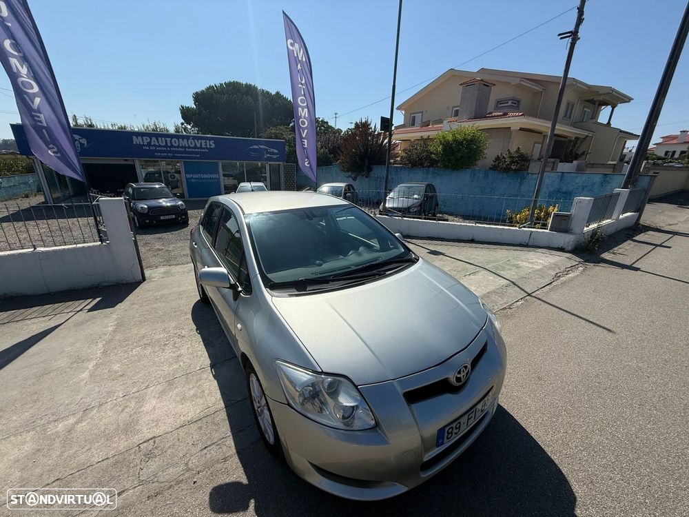 Toyota Auris - 10