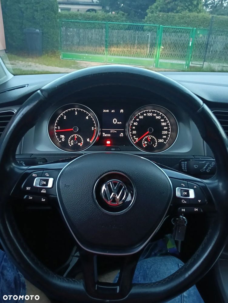 Volkswagen Golf - 16