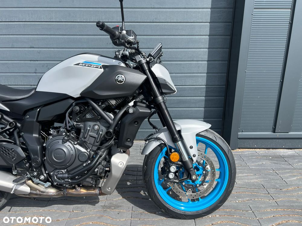Yamaha MT - 2