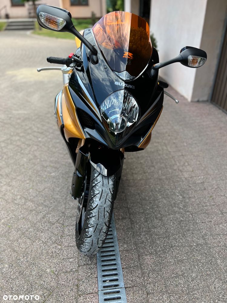 Suzuki GSX-R - 20
