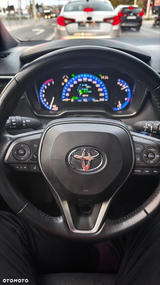Toyota Corolla 1.8 Hybrid Comfort - 31