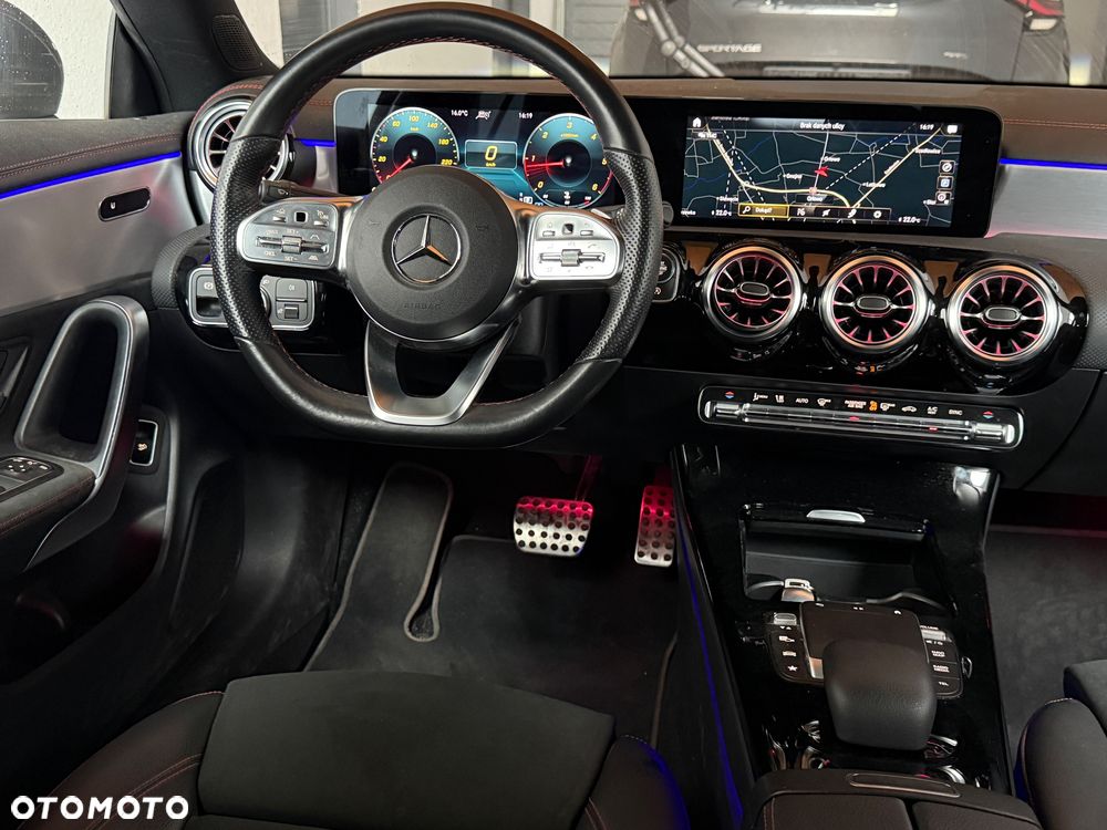 Mercedes-Benz CLA 200 d AMG Line 8G-DCT - 6
