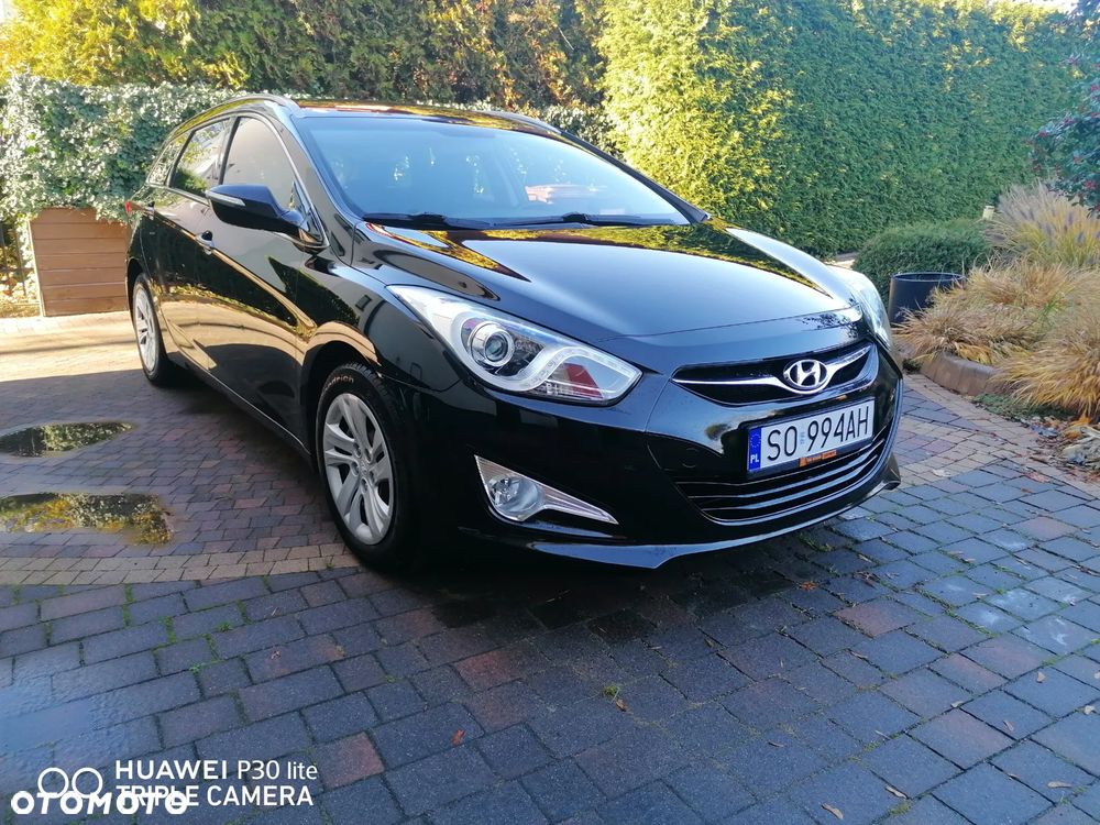 Hyundai i40 Kombi blue 1.6 Trend - 8