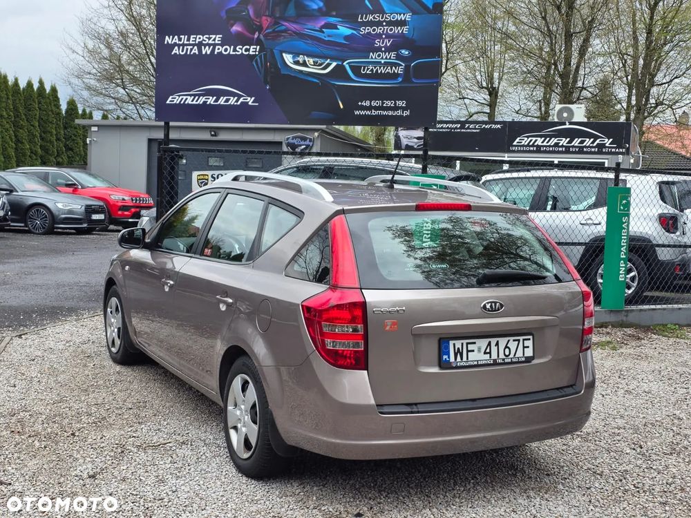 Kia Ceed 1.6 Comfort - 8