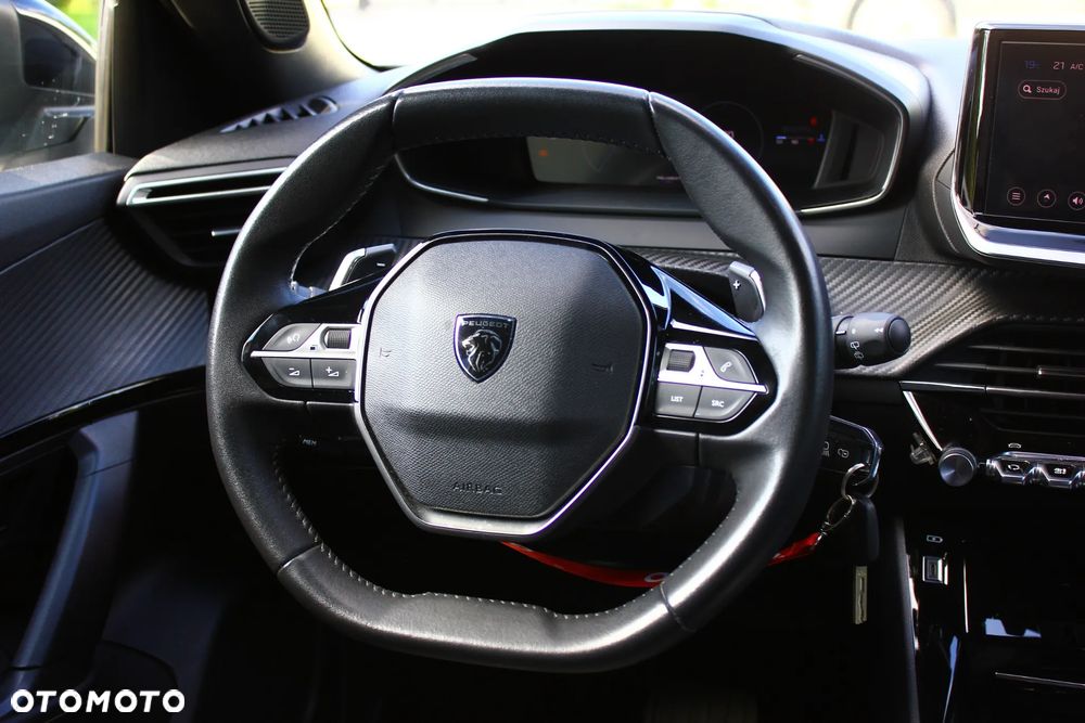 Peugeot 2008 1.5 BlueHDi Allure S&S EAT8 - 36