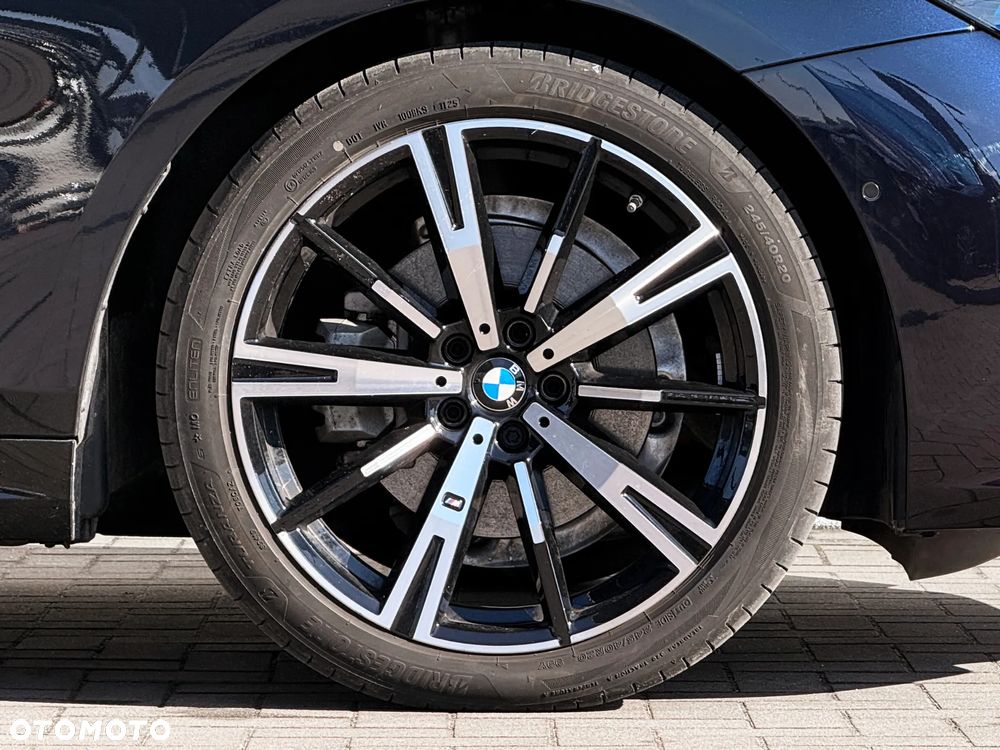 BMW Seria 5 520i - 14