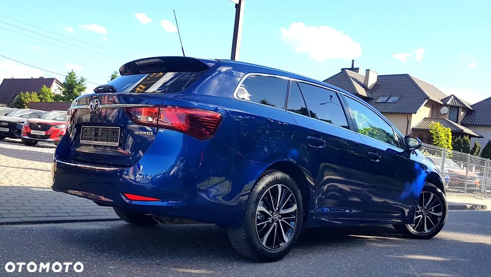 Toyota Avensis Touring Sports 1.8 Team Deutschland - 35