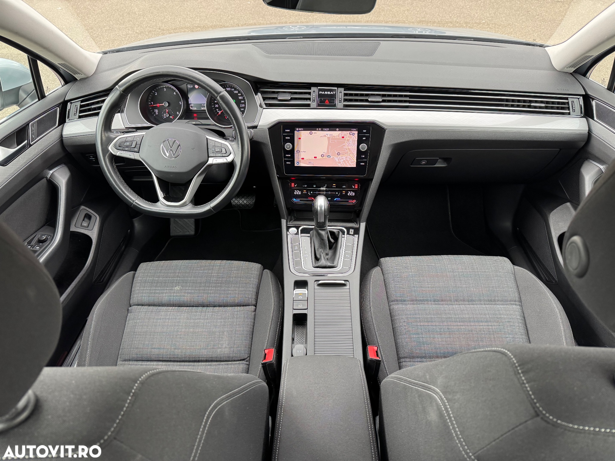 Volkswagen Passat Variant 2.0 TDI DSG Business - 8