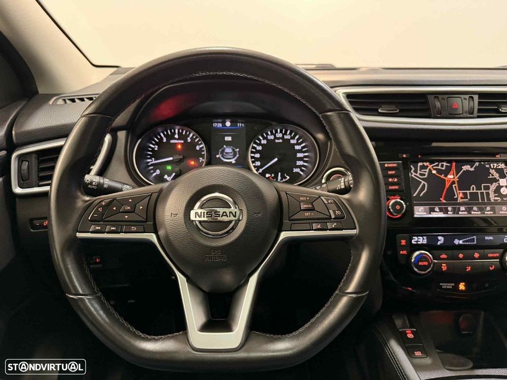 Nissan Qashqai 1.3 DIG-T N-Connecta - 19