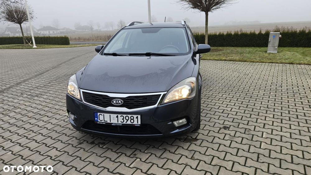 Kia Ceed 1.6 Crdi Comfort + - 5