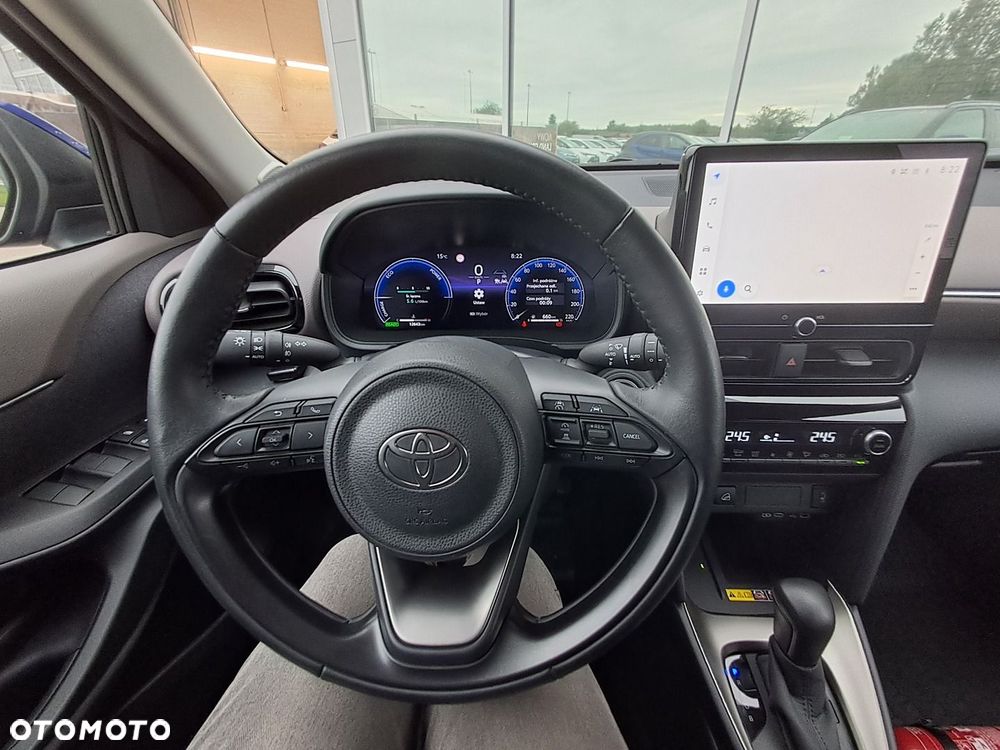 Toyota Yaris Cross - 12