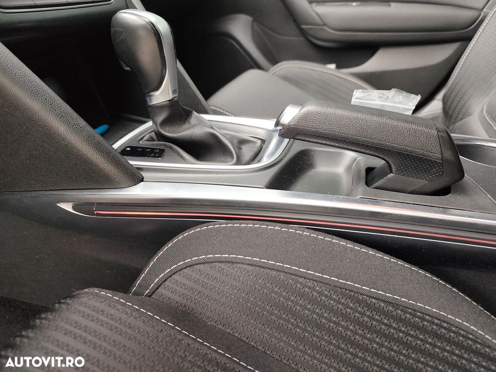 Renault Megane ENERGY dCi 110 EDC LIMITED - 9
