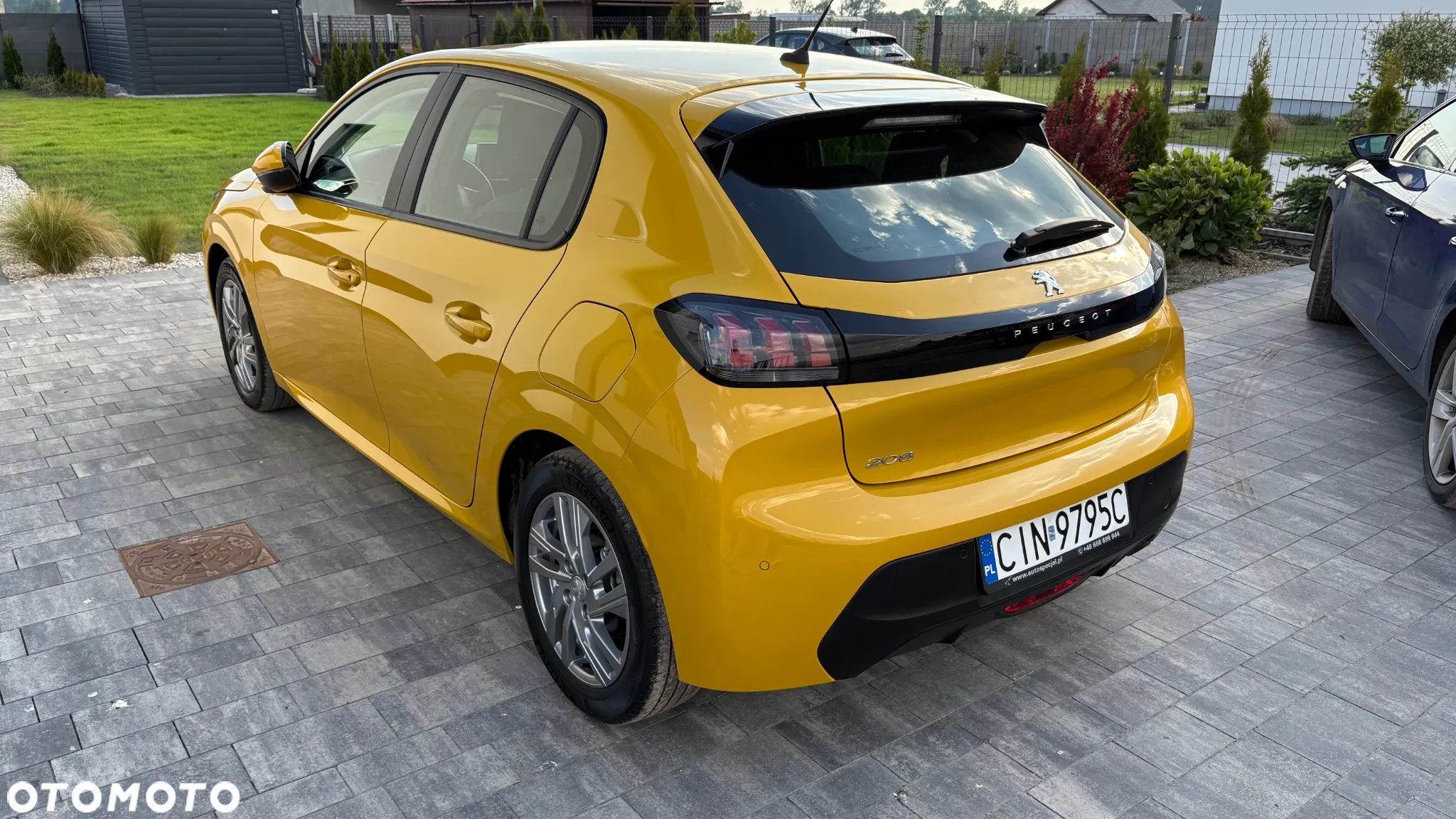 Peugeot 208 1.2 PureTech Allure S&S - 8