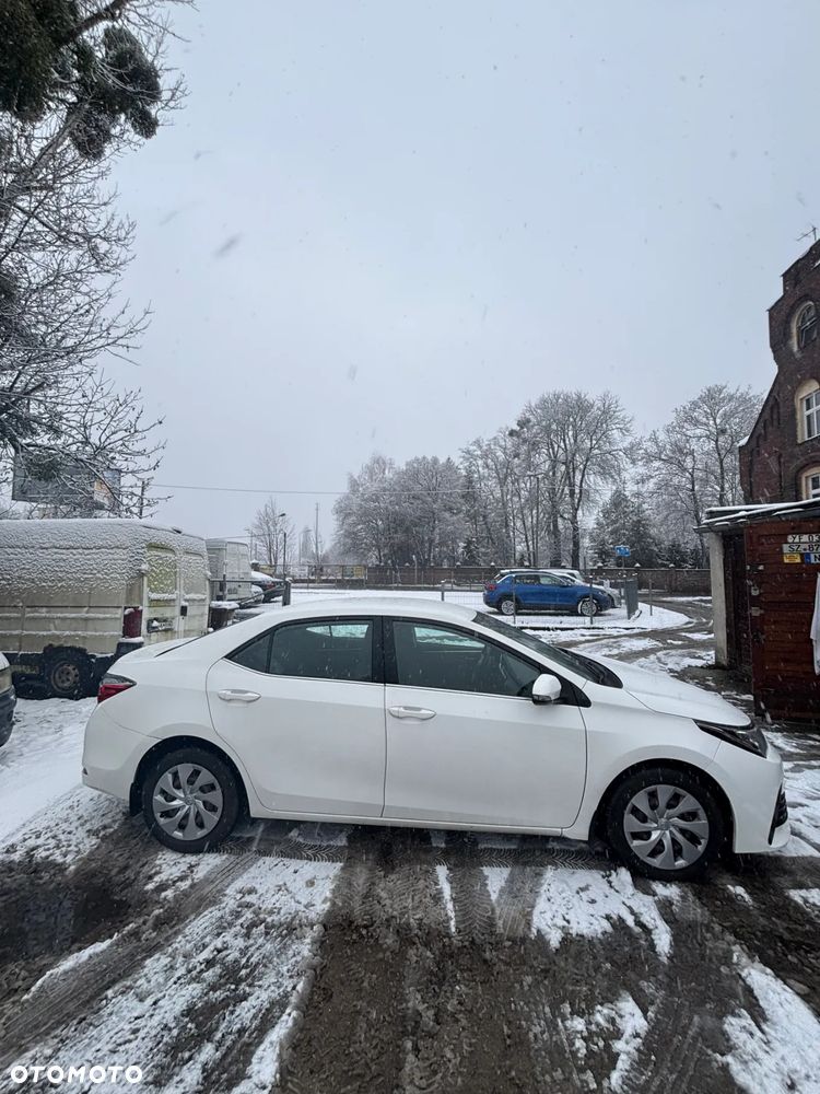 Toyota Corolla 1.4 D-4D Comfort - 3