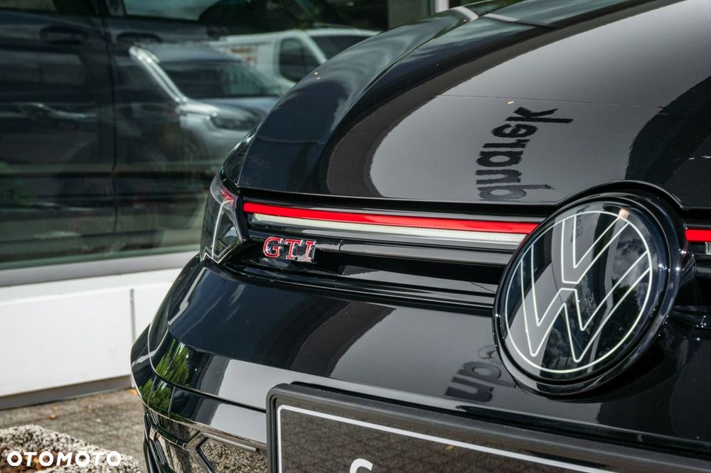 Volkswagen Golf - 15