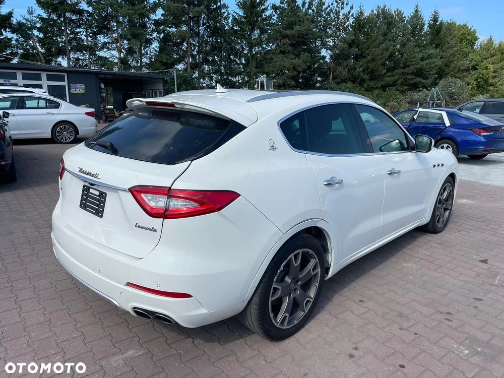 Maserati Levante Q4 - 6