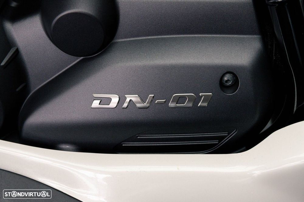 Honda DN-01 NSA 700A - 8