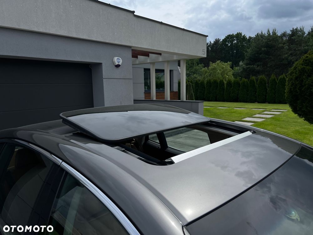 Lexus LS - 10