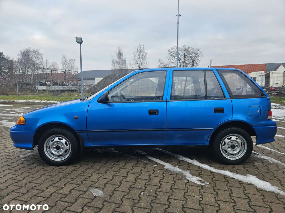 Suzuki Swift 1.0 GLX - 3