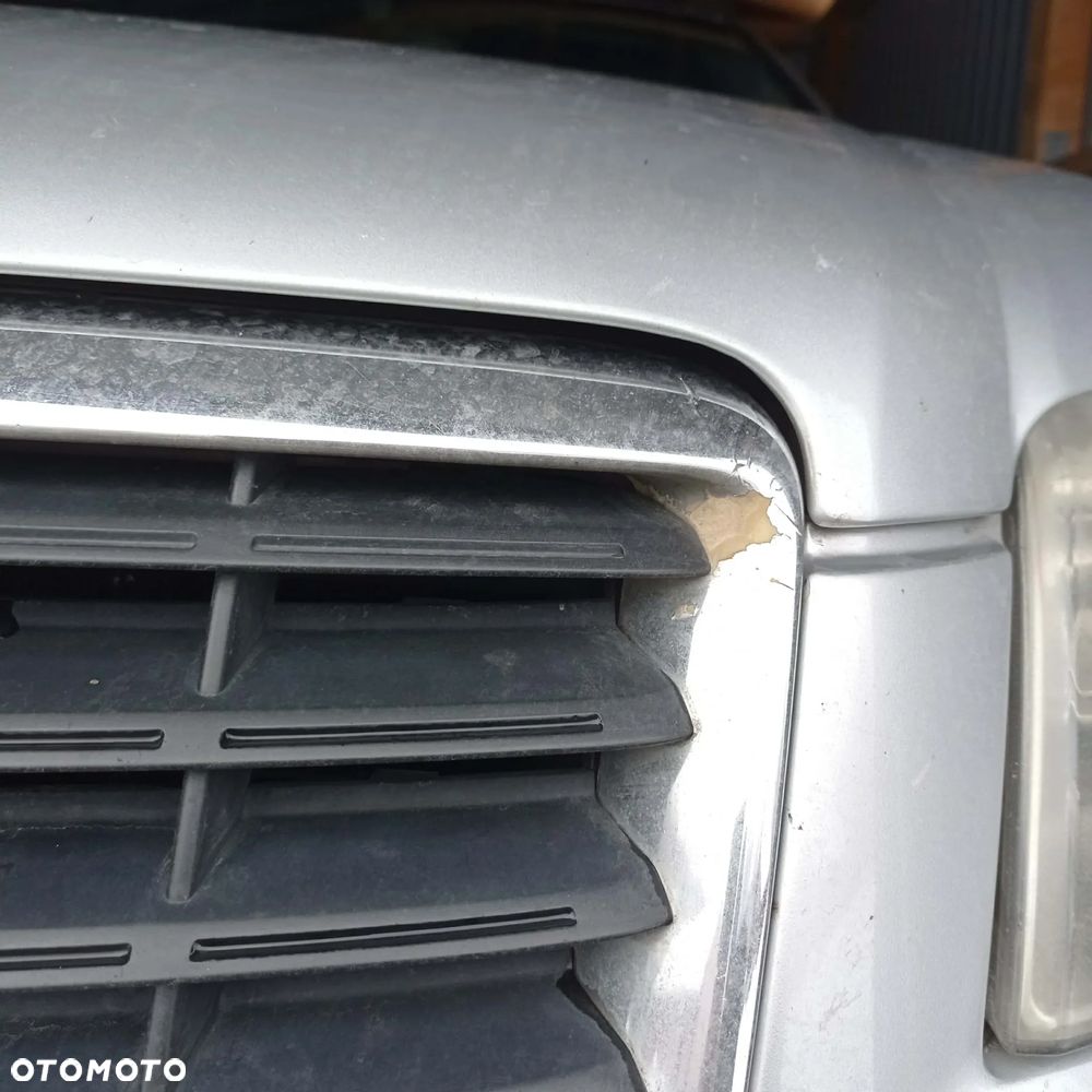 Audi A8 4.2 Quattro - 7