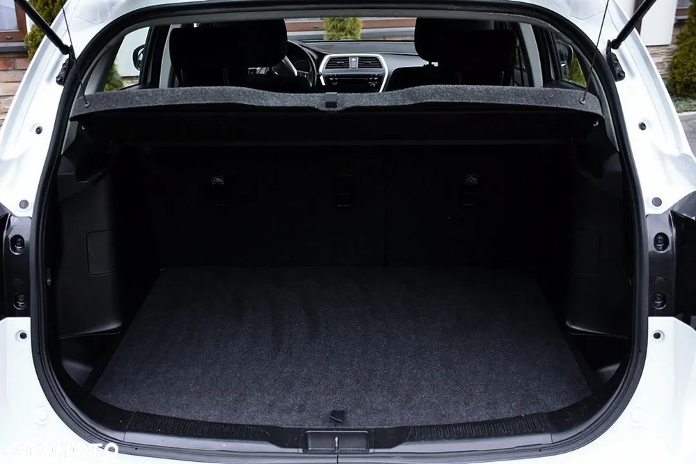 Suzuki SX4 S-Cross 1.6 Premium - 25