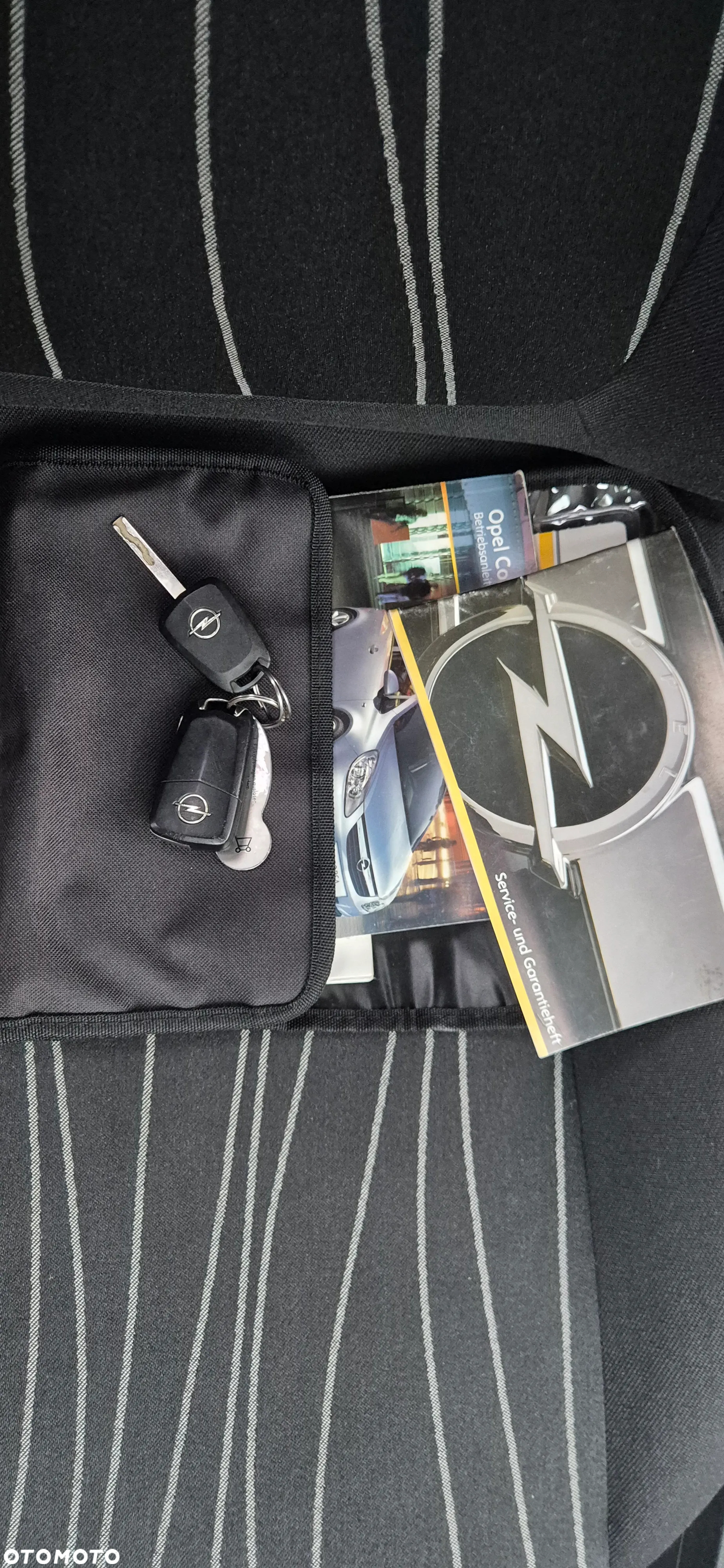 Opel Corsa - 8