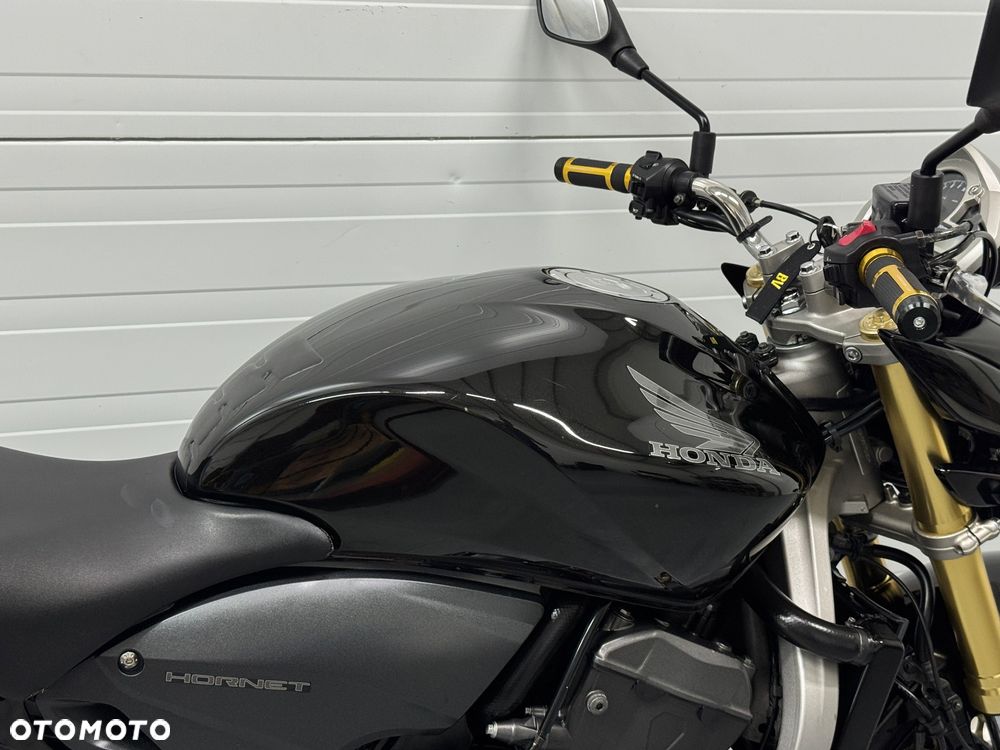 Honda Hornet - 7