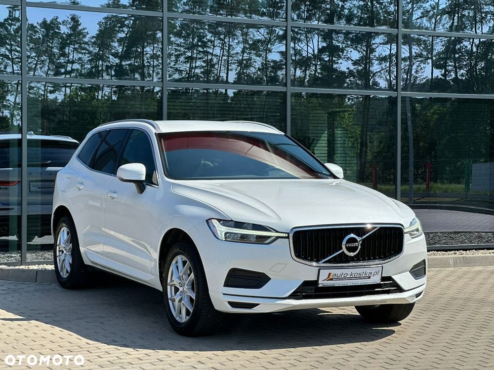Volvo XC 60 B4 D AWD Geartronic Momentum Pro - 7