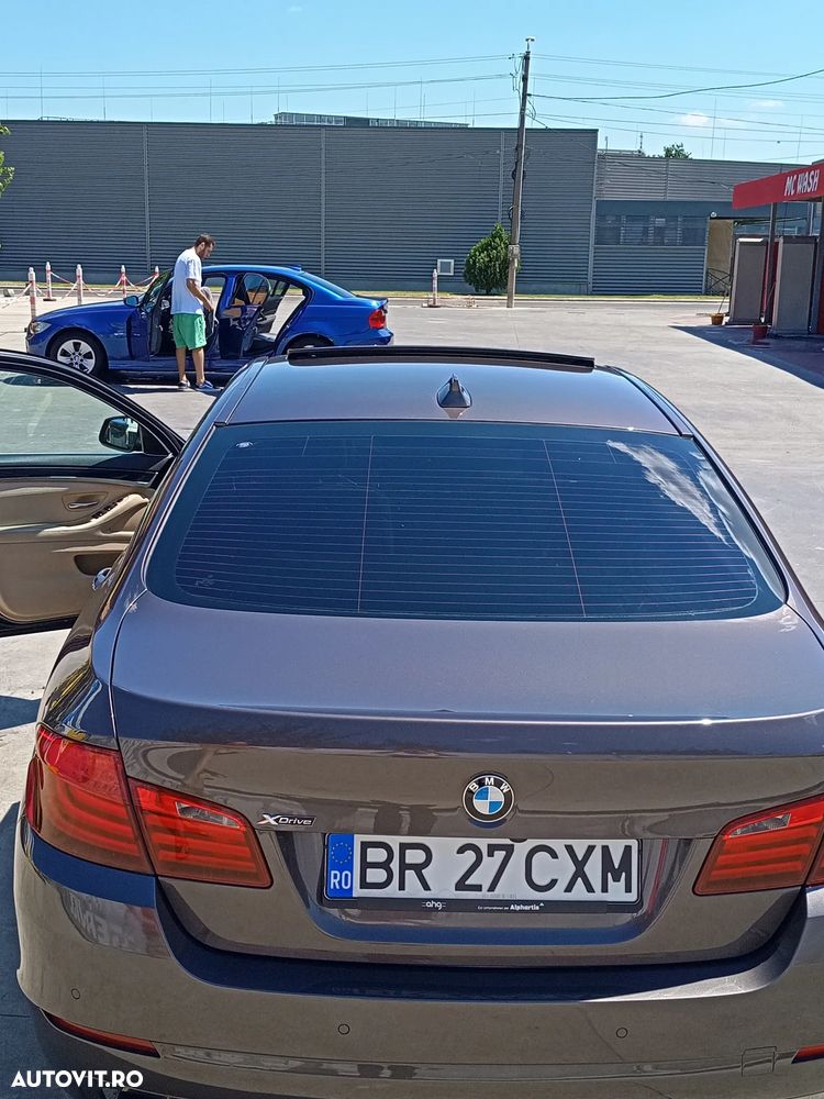 BMW Seria 5 525d xDrive - 19