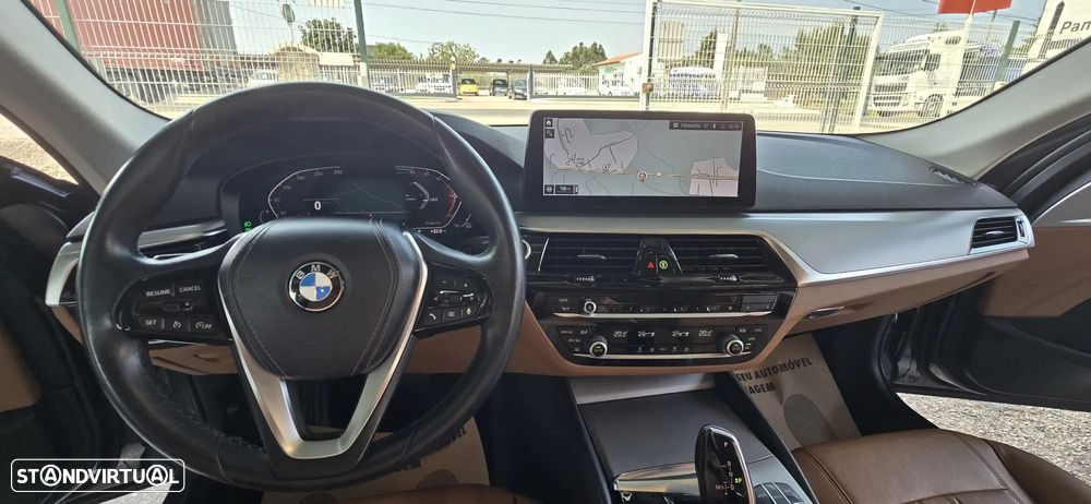 BMW 520 d Line Luxury Auto - 27