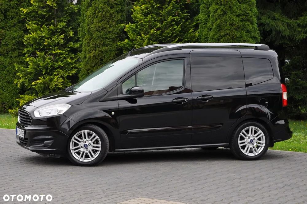 Ford Tourneo Courier 1.5 TDCi Titanium - 5