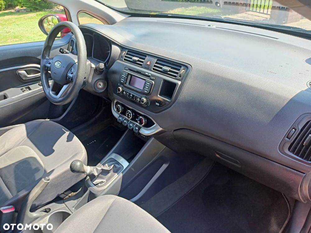 Kia Rio 1.2 Business Line - 16