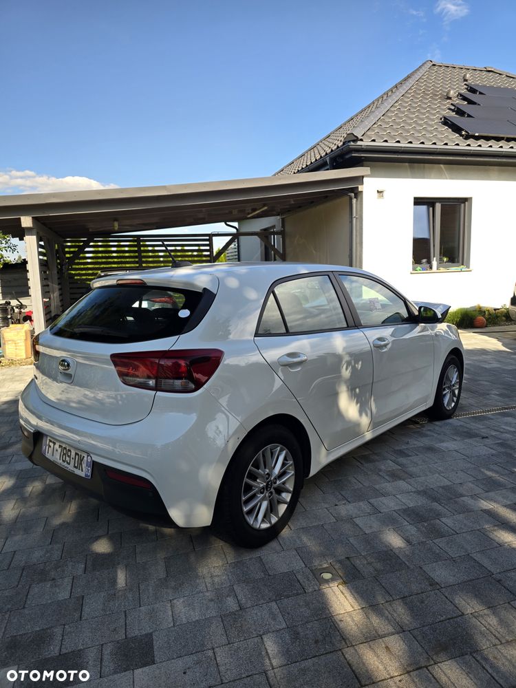 Kia Rio 1.0 T-GDI L - 3