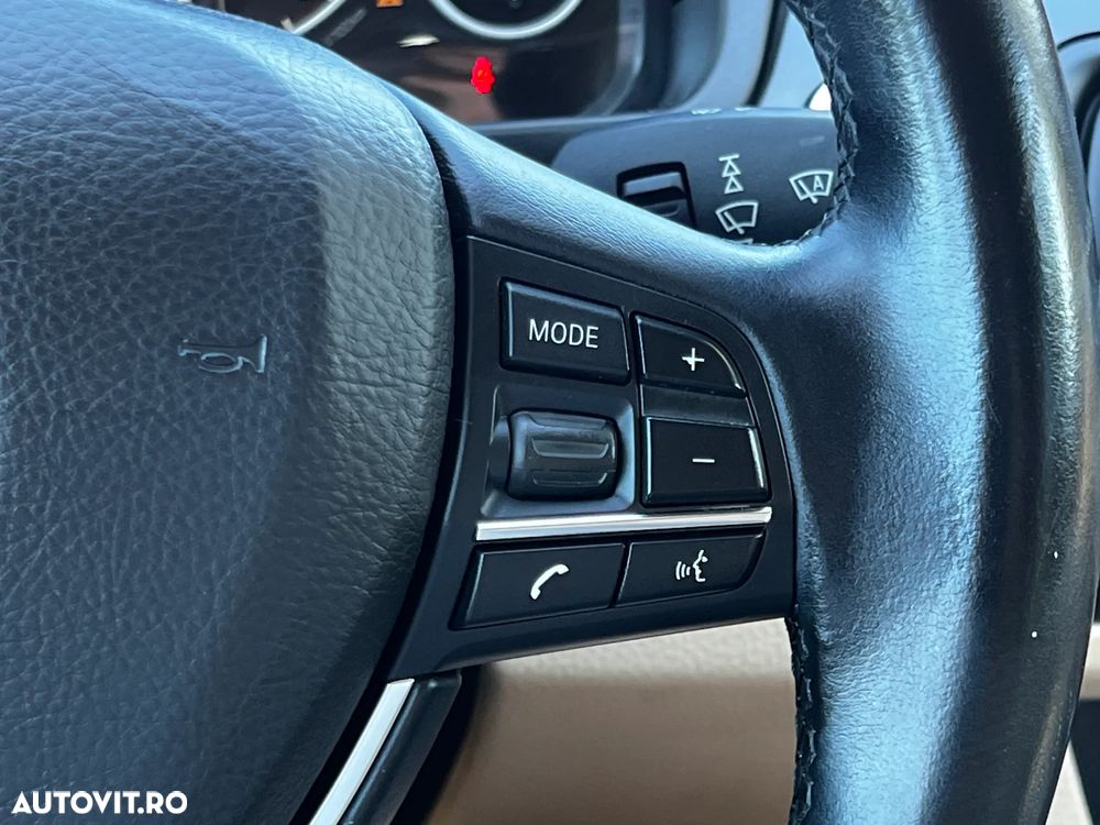 BMW Seria 5 525d Touring - 19