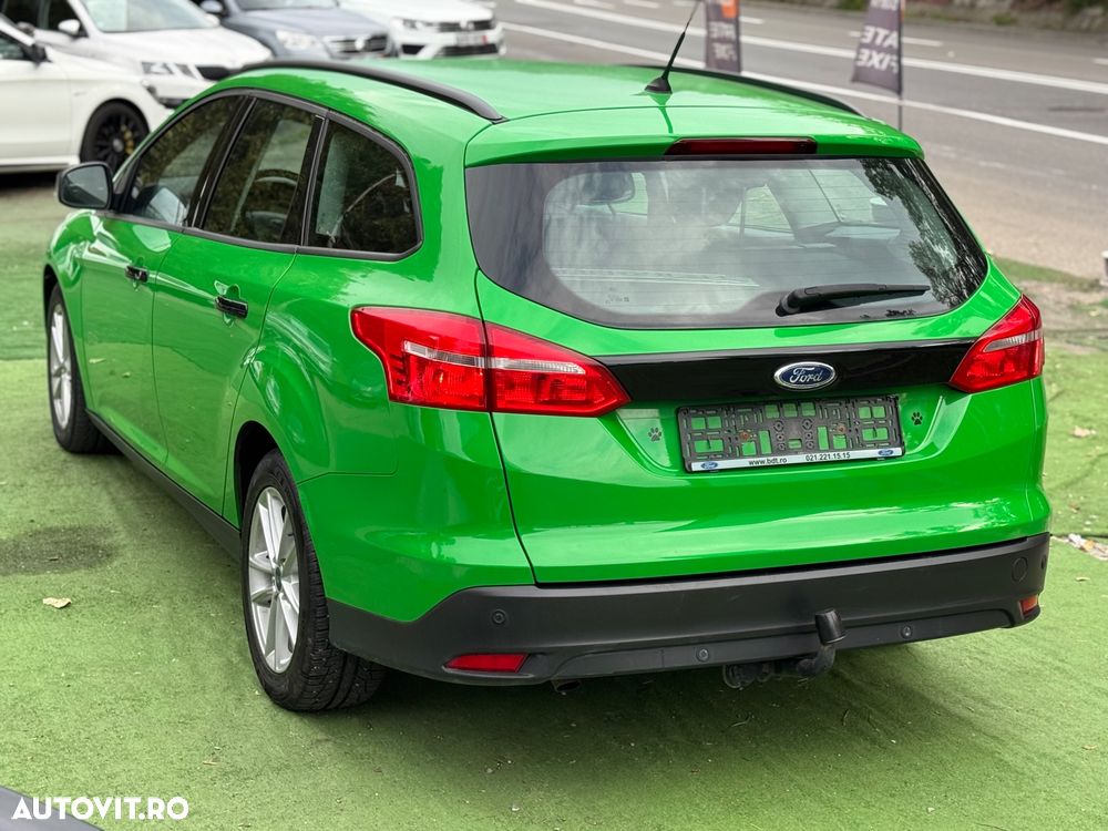 Ford Focus - 4