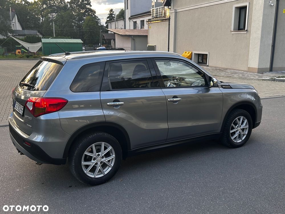 Suzuki Vitara 1.6 XLED 4WD - 6