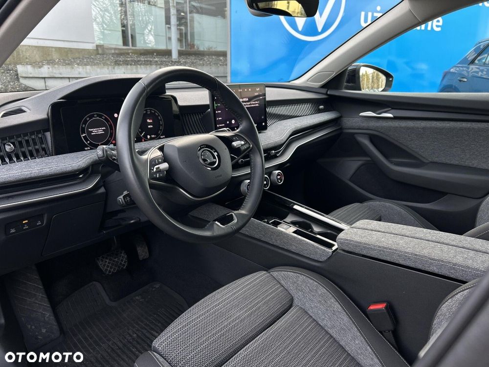 Skoda Superb 2.0 TDI SCR Selection DSG - 9