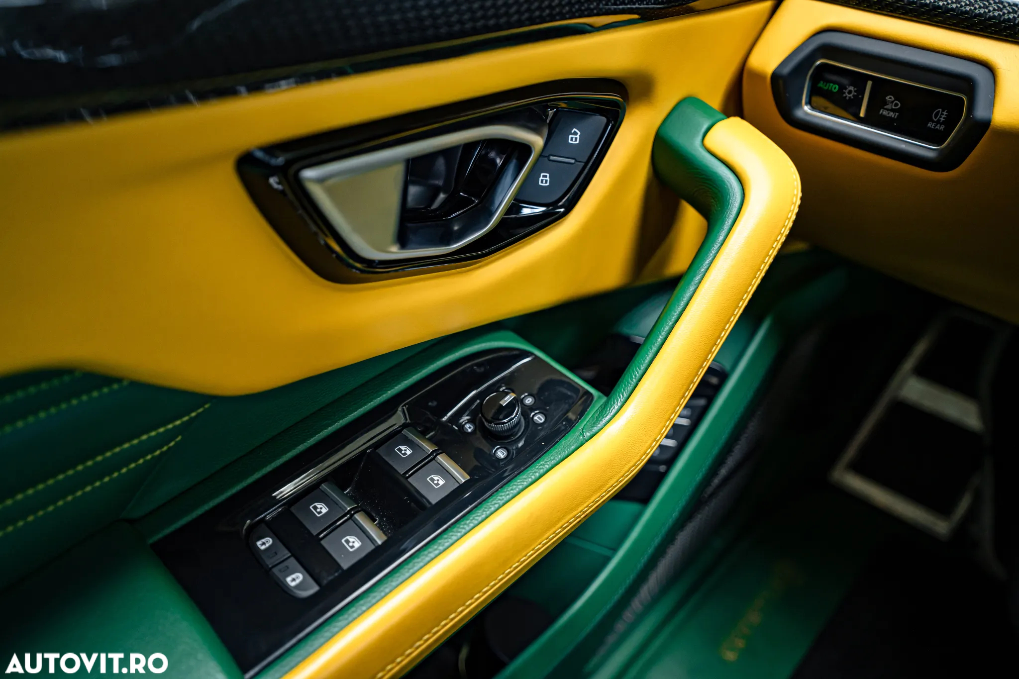 Lamborghini URUS - 18