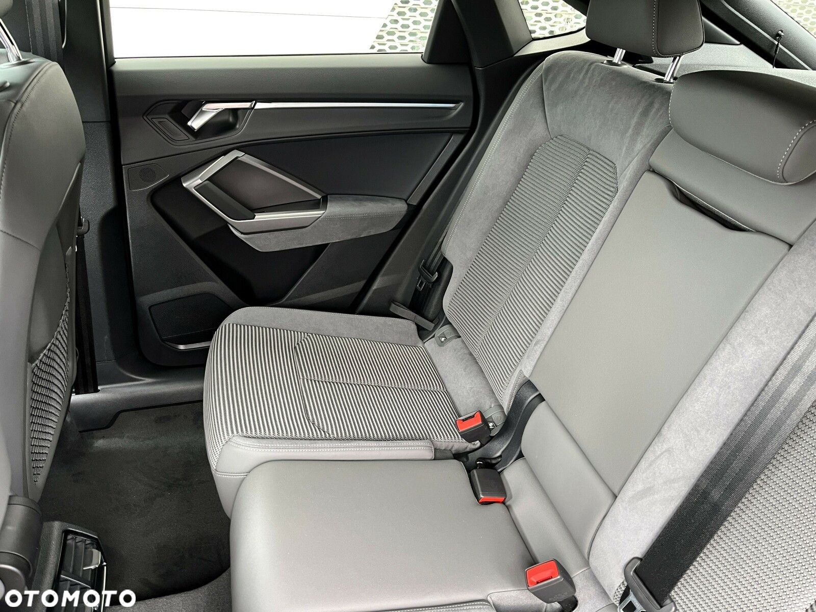 Audi Q3 35 TFSI S line S tronic - 24