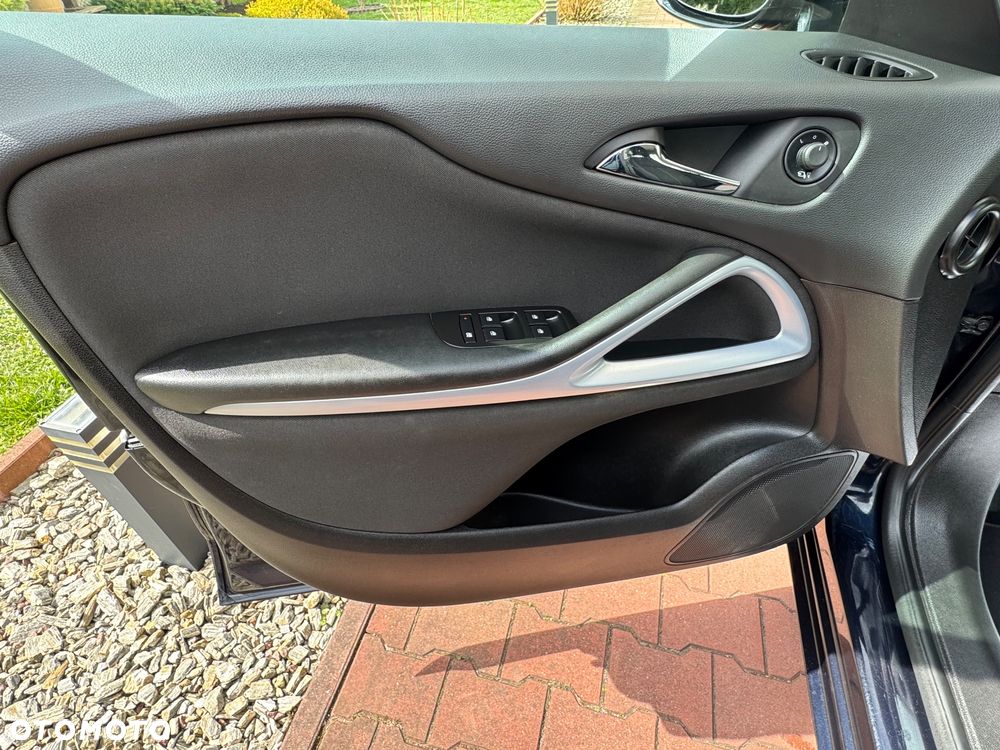 Opel Zafira 2.0 D (CDTI) Automatik Edition - 27