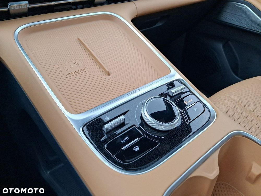 Geely Starray - 25