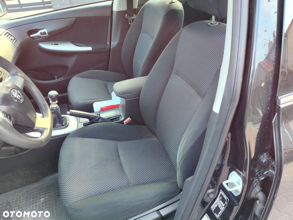 Toyota Corolla 1.6 Premium - 10