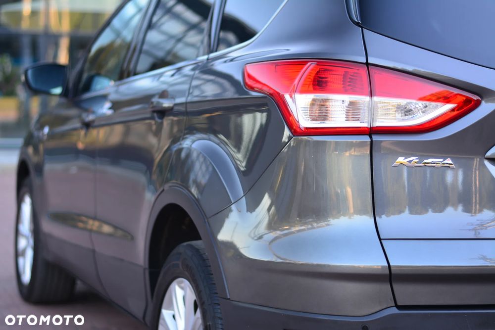 Ford Kuga 2.0 TDCi 4x2 Titanium - 14