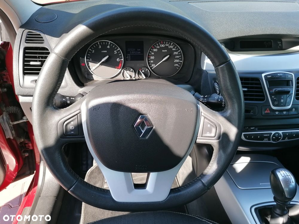 Renault Laguna Grandtour 2.0 16V 140 Emotion - 17