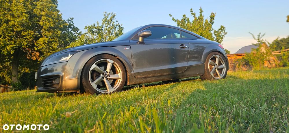 Audi TT Coupé 2.0 TDI Quattro - 11