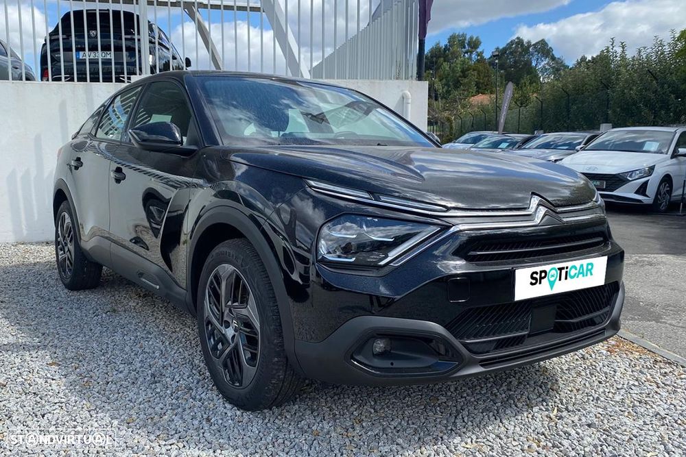 Citroën C4 1.2 PureTech Plus EAT8 - 1