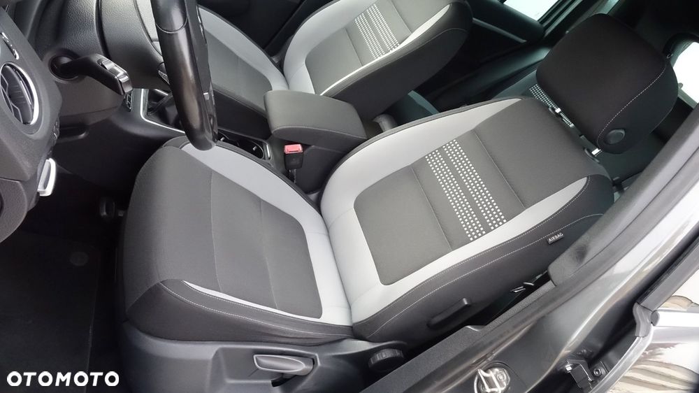 Volkswagen Tiguan - 23