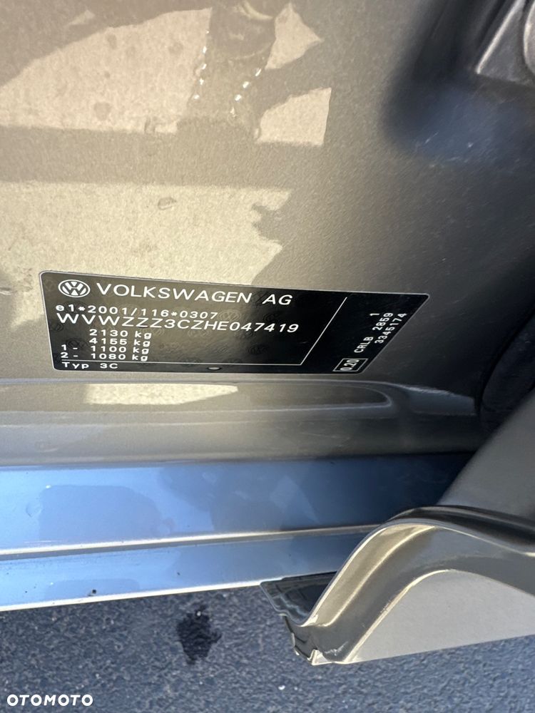 Volkswagen Passat 2.0 TDI SCR DSG Trendline - 13